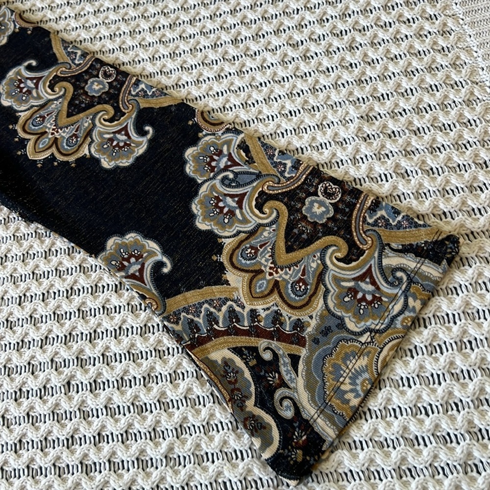 ONEWORLD Paisley Notch V Neck Metallic Fleck Tunic Blouse | 2X - Picture 6 of 10